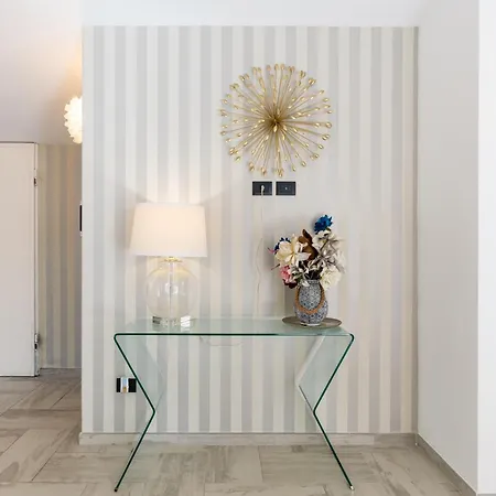 Hostdomus - Casa Madi Alassio