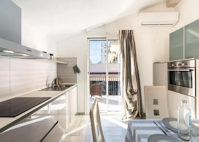 Apartman Hostdomus - Casa Madi *