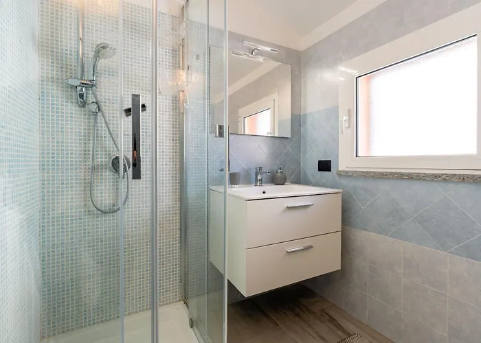 Hostdomus - Casa Madi Apartman